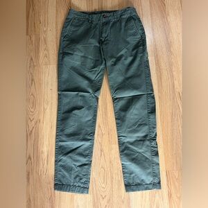 Bonobos chinos in athletic fit